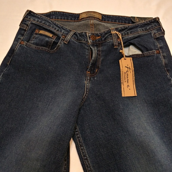 Femm-e Stretch Jeans - Picture 4 of 5